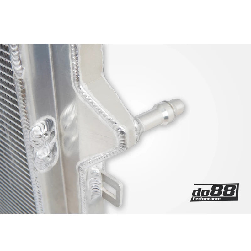 do88 Frontal intercooler water cooler suitable for F2x F3x with B48 B46 B58 engine BMW